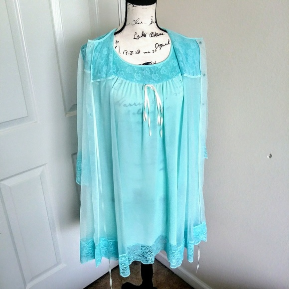 Vintage Other - Vtg Baby doll Chiffon Peignoir Set